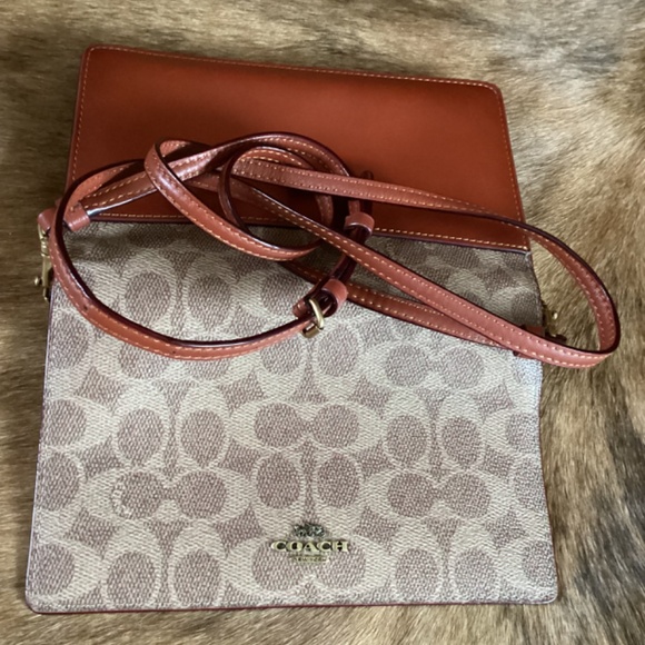 Authentic Hayden Foldover Crossbody Clutch In Coach Monogram Signature Canvas - Picture 3 of 11